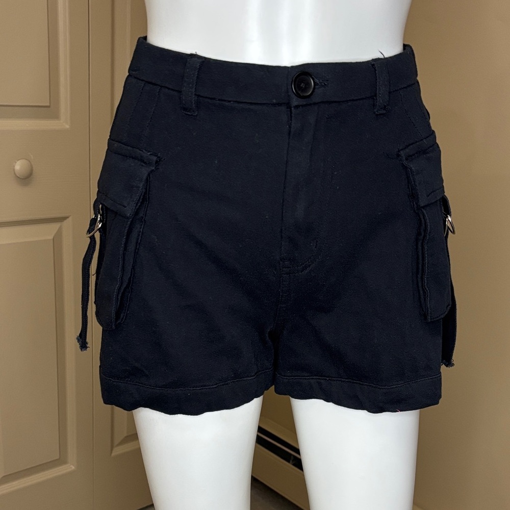 NWT PRETTYLITTLETHING cargo shorts